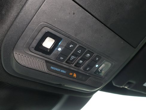 Used 2020 Ford Explorer Platinum w/ Premium Technology Package AWD/4WD image 23