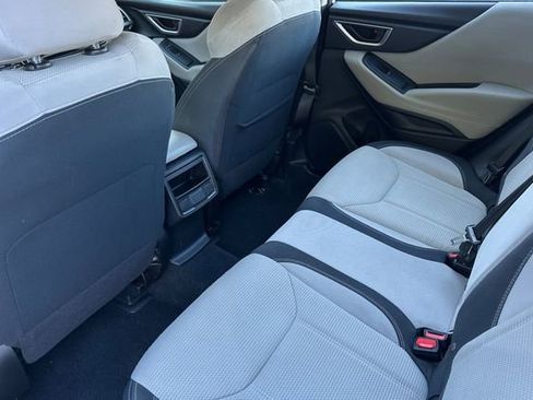 Used 2022 Subaru Forester Base image 13