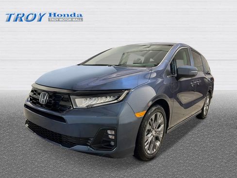 New 2026 Honda Odyssey Touring image 1