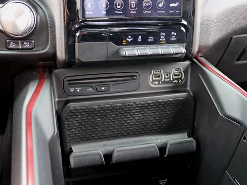 Used 2019 RAM 1500 Rebel w/ Level 2 Equipment Group AWD/4WD image 27