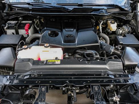 Used 2022 Toyota Tundra SR5 image 47