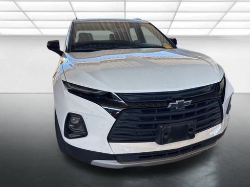 Used 2021 Chevrolet Blazer LT image 2