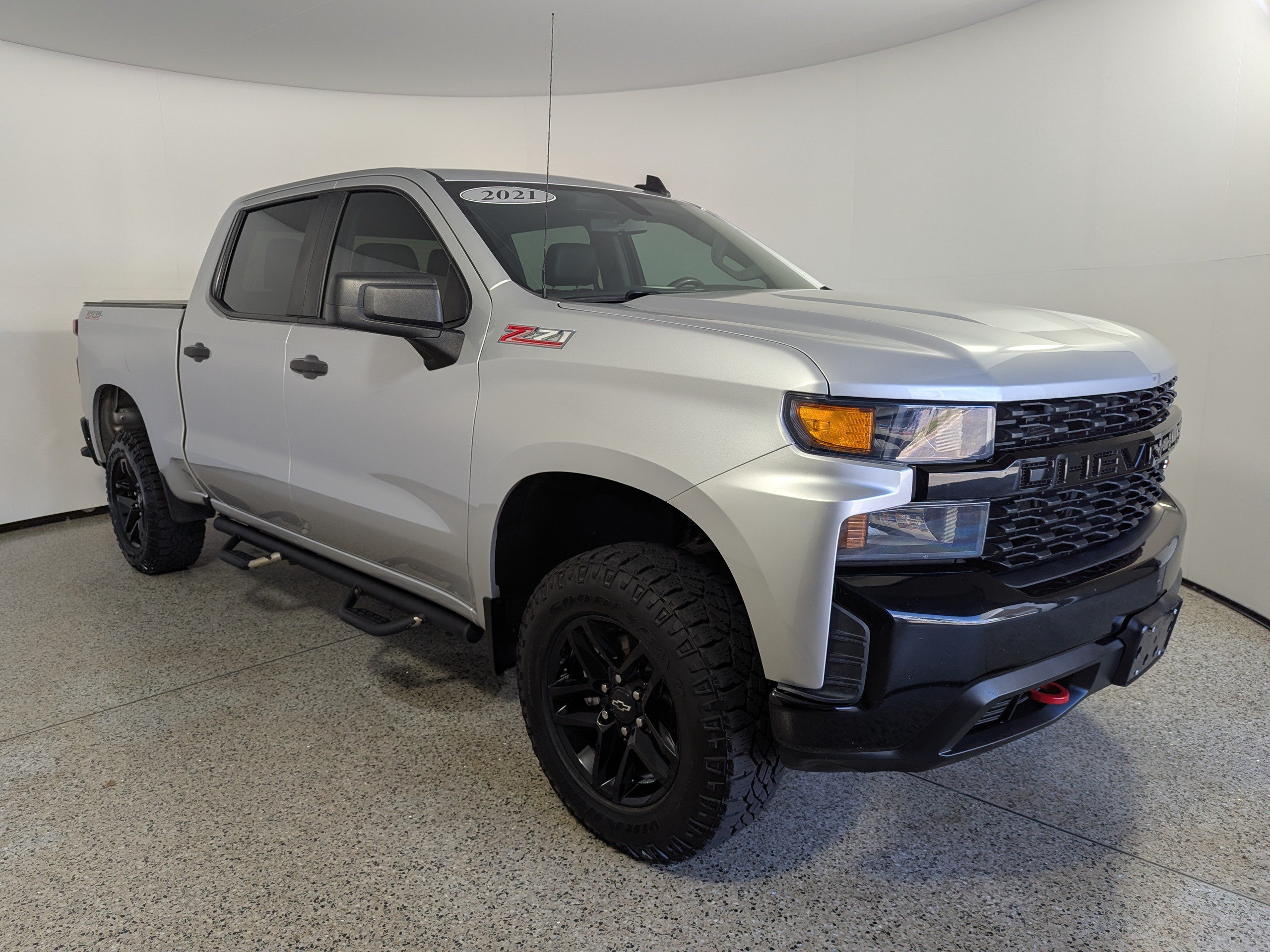 Used 2021 Chevrolet Silverado 1500 Custom Trail Boss AWD/4WD image 1