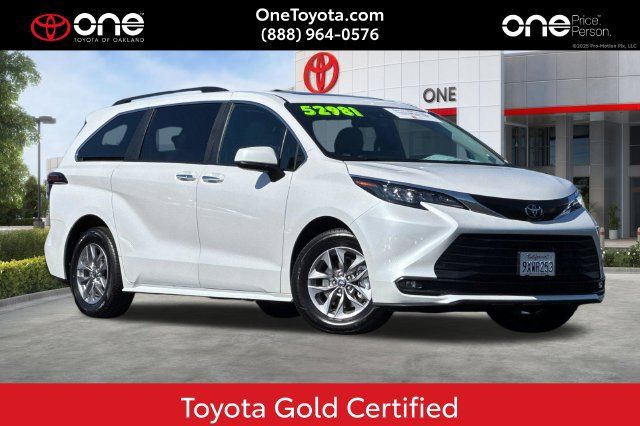 Certified 2026 Toyota Sienna XLE FWD 360° Tour