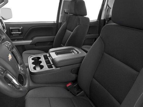 Used 2017 Chevrolet Silverado 1500 LT w/ All Star Edition AWD/4WD image 6