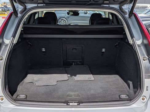 Used 2024 Volvo XC60 B5 Core AWD/4WD image 28