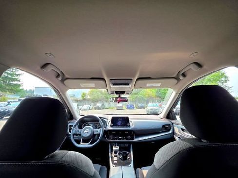 Used 2023 Nissan Rogue SV FWD image 43