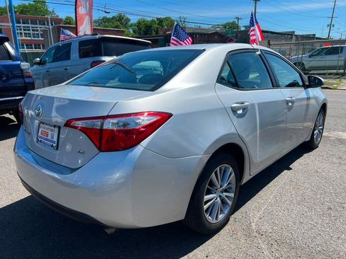 Used 2015 Toyota Corolla LE FWD image 11