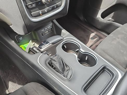 Used 2019 Dodge Durango SXT w/ 3rd Row Seating Group AWD/4WD image 11