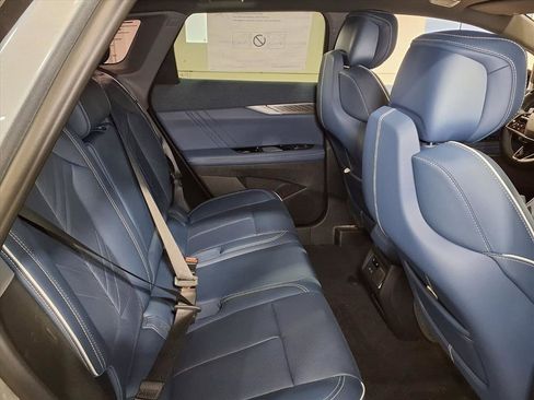 New 2026 Cadillac Optiq Luxury 2 image 7