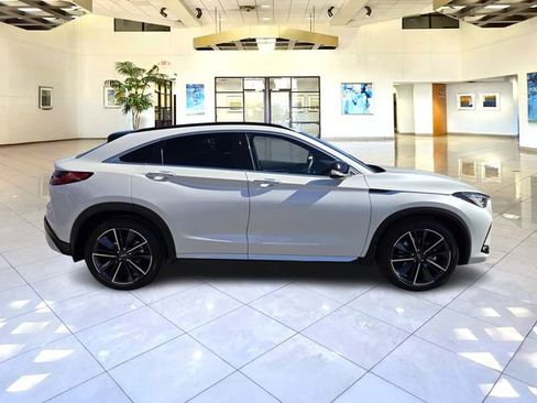 Certified 2025 INFINITI QX55 Luxe w/ Cargo Package image 8