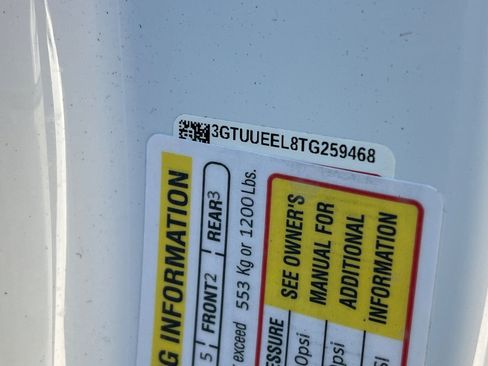 New 2026 GMC Sierra 1500 AT4 w/ AT4 Premium Package image 24