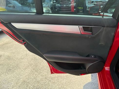 Used 2014 Mercedes-Benz C 250 Sedan image 17