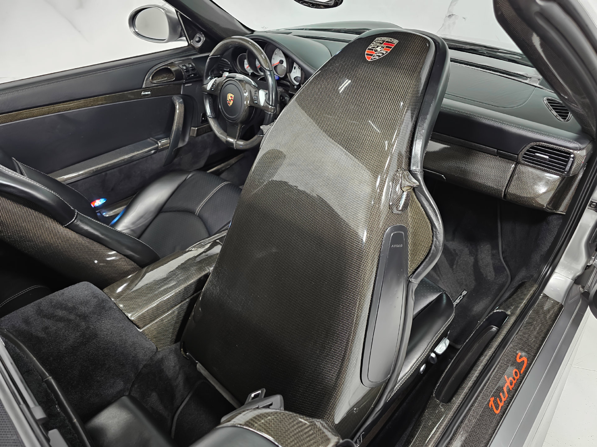 Used 2011 Porsche 911 Turbo S AWD/4WD image 51