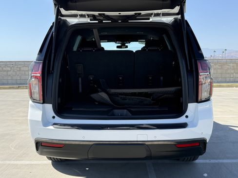 Used 2021 Chevrolet Tahoe RST RWD image 14