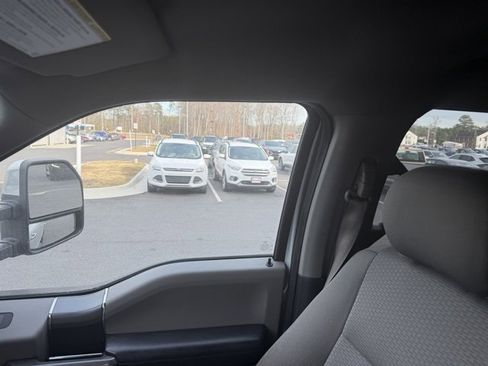 Used 2019 Ford F350 XLT w/ XLT Premium Package image 19