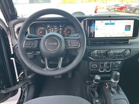 New 2026 Jeep Gladiator Sport AWD/4WD image 15