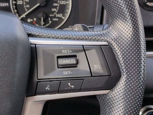 Used 2023 Mitsubishi Outlander ES FWD image 22