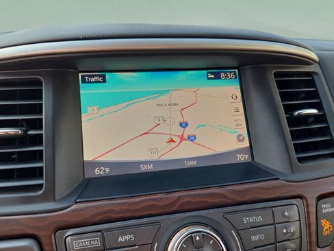 Used 2017 Nissan Pathfinder Platinum FWD image 19