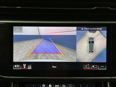 Used 2023 Audi RS Q8 4.0T w/ Black Optic Package image 11