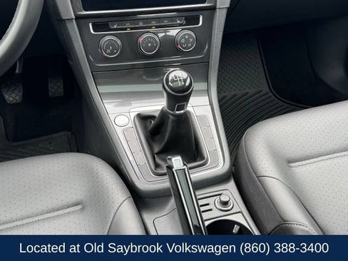 Used 2018 Volkswagen Golf SE FWD image 16