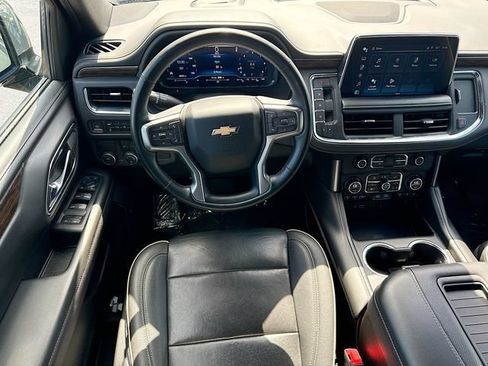 Used 2023 Chevrolet Tahoe Premier RWD image 17