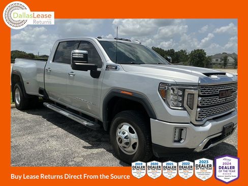 Used 2021 GMC Sierra 3500 Denali w/ Denali Ultimate Package AWD/4WD image 1