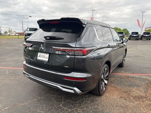 Used 2026 Mitsubishi Outlander SEL FWD image 6