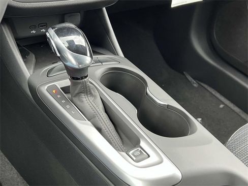 Used 2025 Buick Envista Preferred w/ Convenience I Package image 24