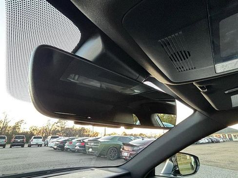 Used 2025 Lexus IS 300 w/ Premium Package image 32