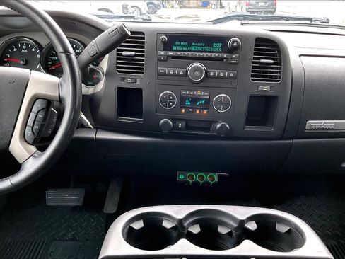 Used 2012 Chevrolet Silverado 1500 LT RWD image 8