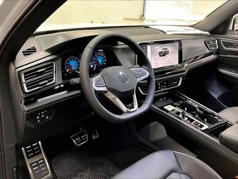 New 2026 Volkswagen Atlas Cross Sport SEL Premium R-Line image 8