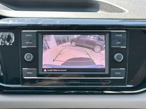 Used 2023 Volkswagen Taos S AWD/4WD image 25