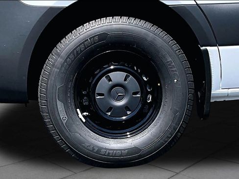 New 2026 Mercedes-Benz Sprinter 2500 image 17