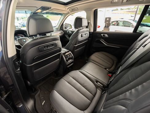 Used 2020 BMW X7 xDrive40i w/ Premium Package AWD/4WD image 27