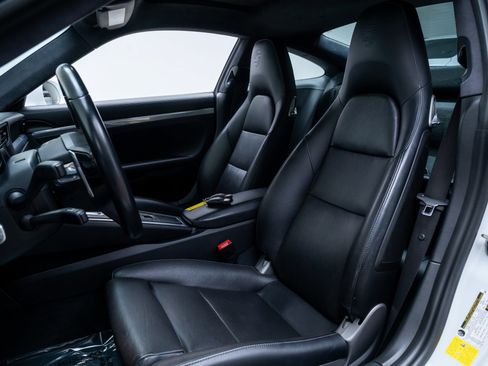 Used 2017 Porsche 911 Carrera S RWD image 19