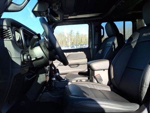 New 2025 Jeep Wrangler Unlimited Rubicon 392 image 6