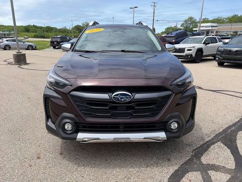 Used 2025 Subaru Outback Touring XT w/ Popular Package #2 AWD/4WD image 2