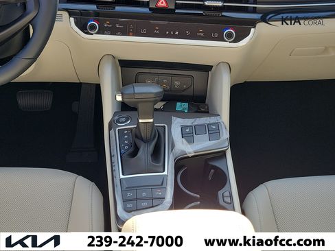 New 2026 Kia Sportage EX FWD image 19