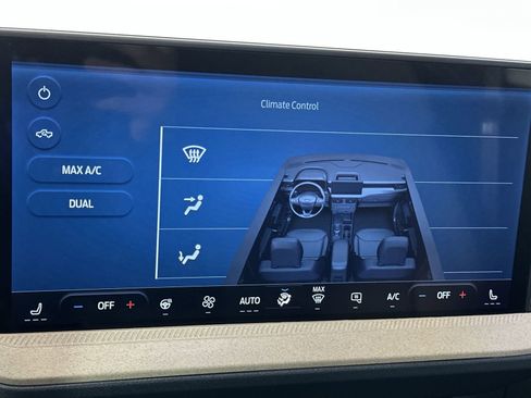 Used 2025 Ford Maverick Lariat w/ 4K Tow Package AWD/4WD image 19