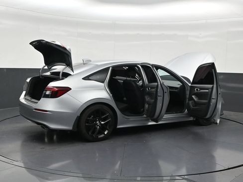 Used 2025 Honda Civic Sport image 30