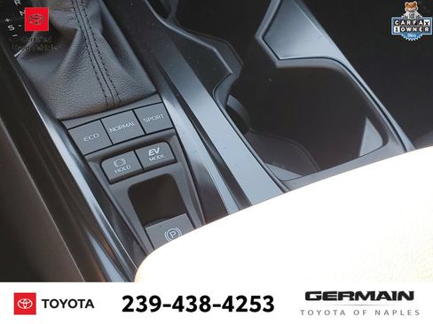 Used 2026 Toyota Camry SE w/ Convenience Package FWD image 32