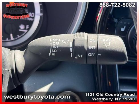 Certified 2025 Toyota Highlander XLE AWD/4WD image 26
