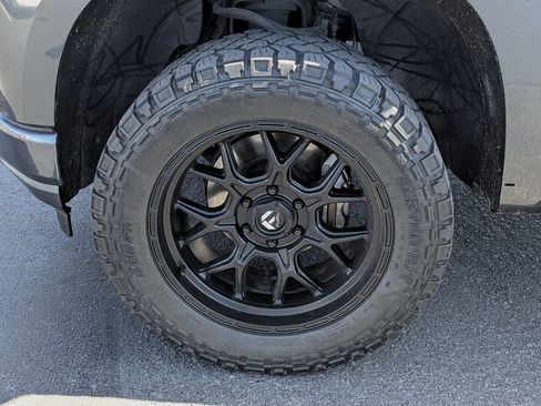 Used 2021 Chevrolet Silverado 1500 RST AWD/4WD image 14