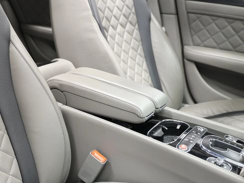 Used 2018 Bentley Flying Spur S W12 AWD/4WD image 96