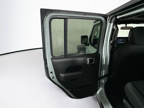 Used 2023 Jeep Wrangler Unlimited w/ Cold Weather Group AWD/4WD image 24