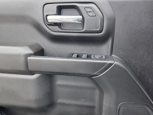 Used 2022 Chevrolet Silverado 1500 Custom w/ LPO, Blackout Package image 20