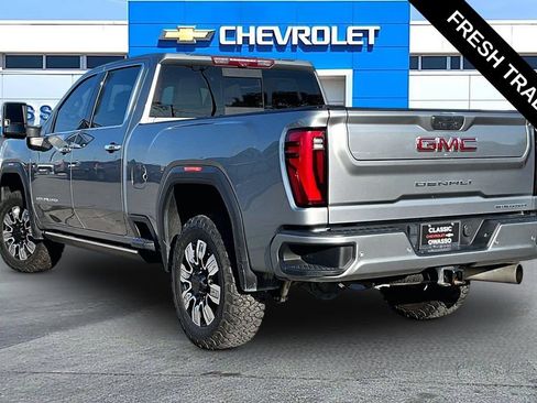 Used 2024 GMC Sierra 2500 Denali w/ Denali Reserve Package AWD/4WD image 3