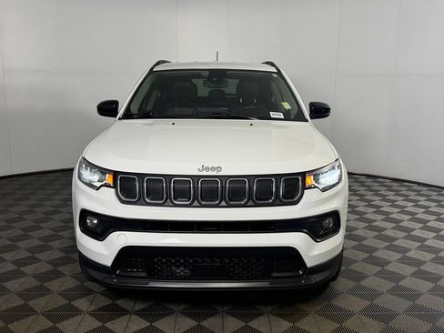 Used 2022 Jeep Compass Latitude AWD/4WD image 4