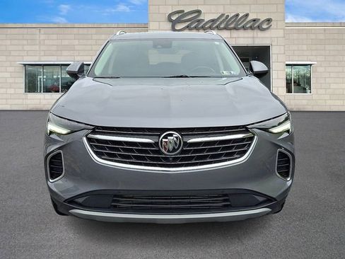 Used 2022 Buick Envision Essence w/ Technology Package I image 3